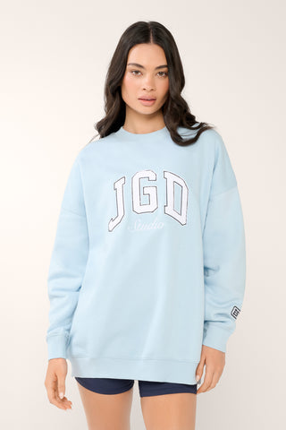 STUDIO LONGLINE SIGNATURE SWEATER BABY BLUE