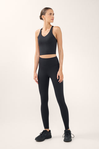 ESSENTIAL LONGLINE CROP TANK BLACK