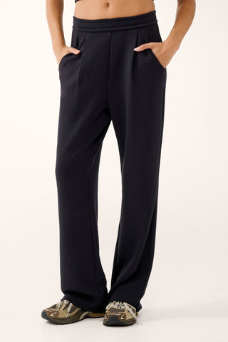 GRADUATE PLEAT PANT BLACK