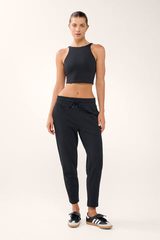 ESSENTIAL SLIM TRACKPANT BLACK