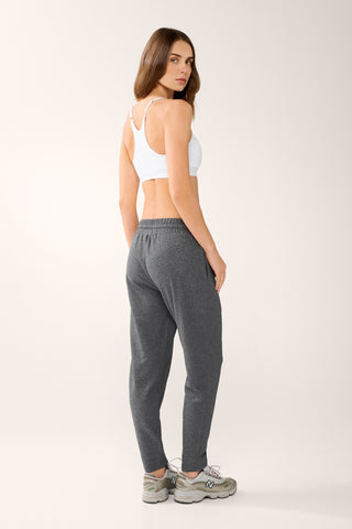 ESSENTIAL SLIM TRACKPANT CHARCOAL MARLE