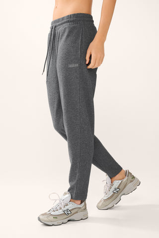 ESSENTIAL SLIM TRACKPANT CHARCOAL MARLE