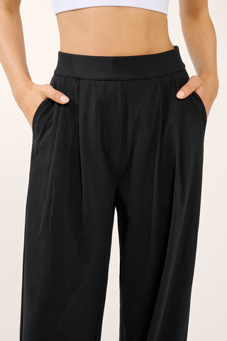 RUE PLEAT SOFTFLEX PANT BLACK