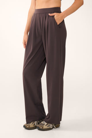 RUE PLEAT HALO PANT COFFEE