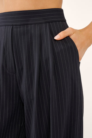 DRIFT PLEAT PANT NAVY PINSTRIPE