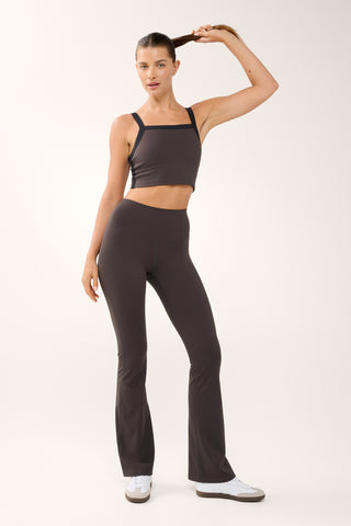 ASTOR ACTIVE FLARE PANT COFFEE BEAN