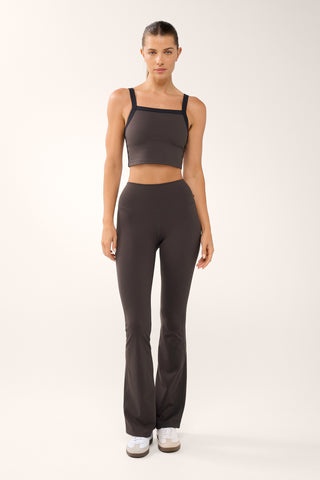 ASTOR ACTIVE FLARE PANT COFFEE BEAN
