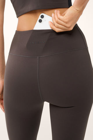 ASTOR ACTIVE FLARE PANT COFFEE BEAN