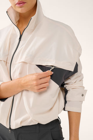 SUMMIT ZIP-THROUGH JACKET SWAN WHITE