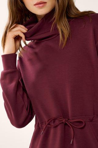 MOMENTUM LONGLINE CINCH-WAIST SOFTFORM SWEATER CHERRY
