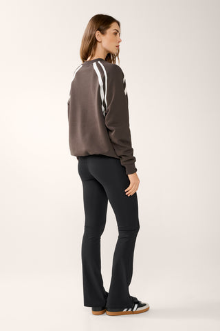 SUMMIT SIGNATURE SWEATER ESPRESSO