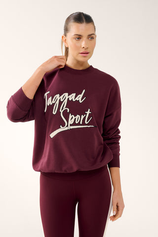 SCRIPT SIGNATURE SWEATER CHERRY