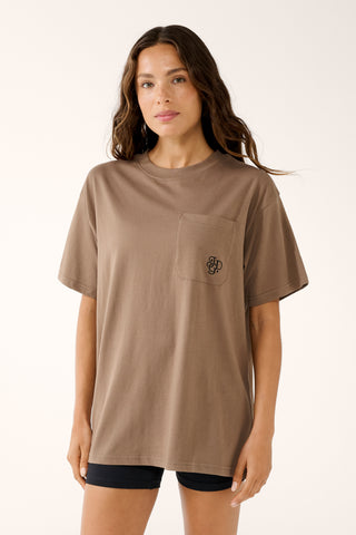 VALLEY OVERSIZED POCKET TEE COCOA