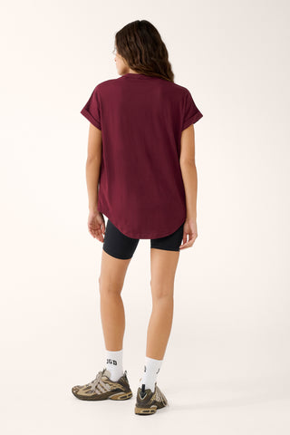 GRADUATE CUFFED SLEEVE TEE CHERRY