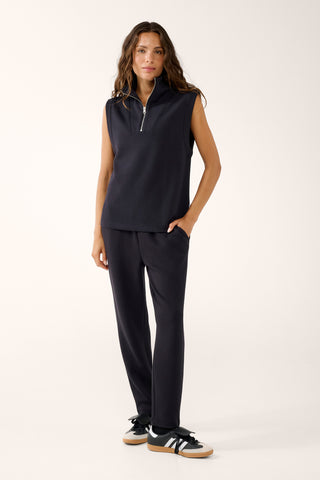 SOHO HALF-ZIP VEST BLACK