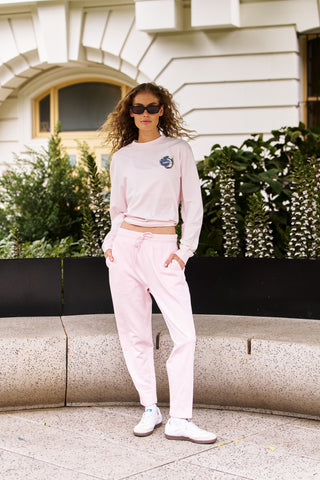 ESSENTIAL SLIM TRACKPANT BARELY PINK