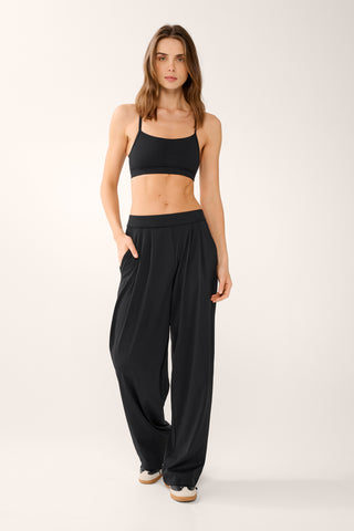 RUE PLEAT SOFTFLEX PANT BLACK