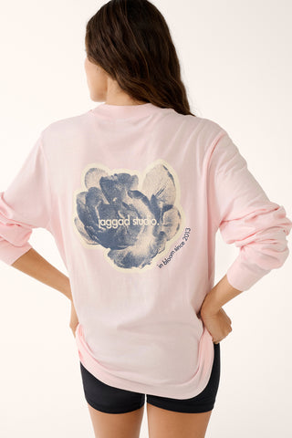STATIC OVERSIZED LONG SLEEVE DELUXE TEE BARELY PINK